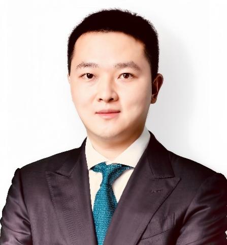 穿著西裝筆挺的男子

AI 生成的內(nèi)容可能不正確。